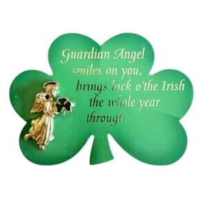 Avon St Patrick’s Angel Pin Shamrock Clover Gold Tone 1996 NIB